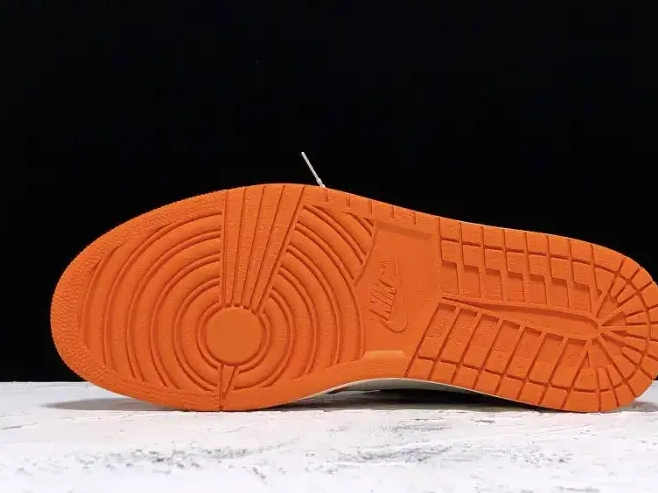 Cheap Backboard 555088-113 Shattered Air Jordan Away 1 0405
